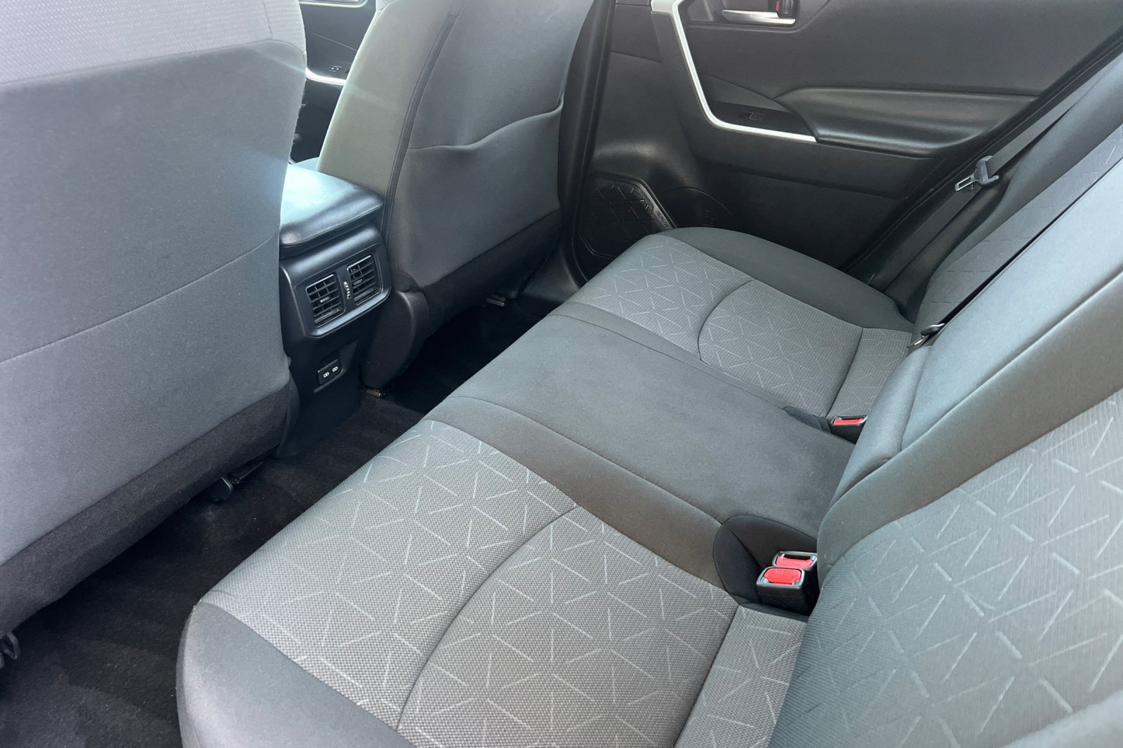Certified 2024 Toyota RAV4 XLE FWD image 12