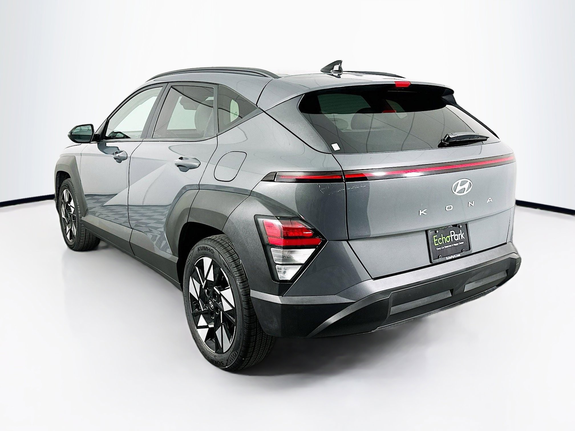 Used 2025 Hyundai Kona SEL image 5