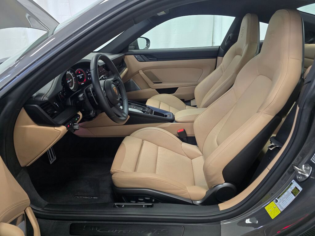 Certified 2024 Porsche 911 Carrera GTS image 14
