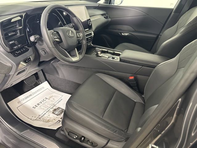 Used 2024 Lexus RX 350 Premium w/ Accessory Package AWD/4WD image 10