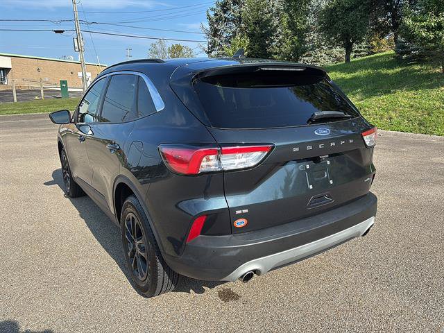 Certified 2022 Ford Escape SE w/ Convenience Package AWD/4WD image 2