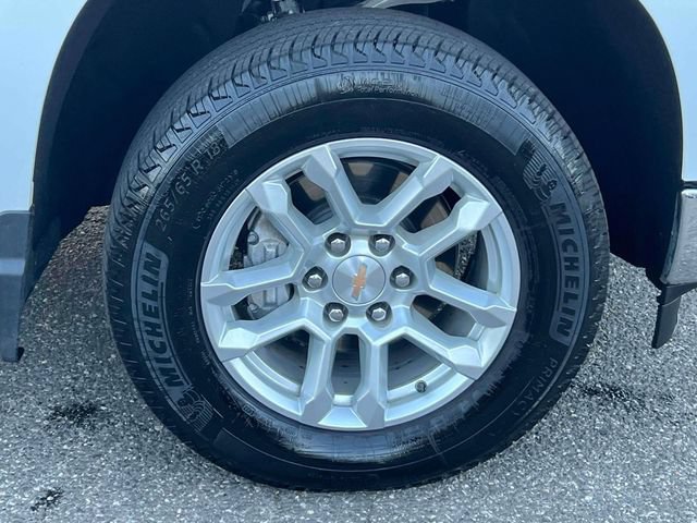 Used 2025 Chevrolet Silverado 1500 LT AWD/4WD image 8