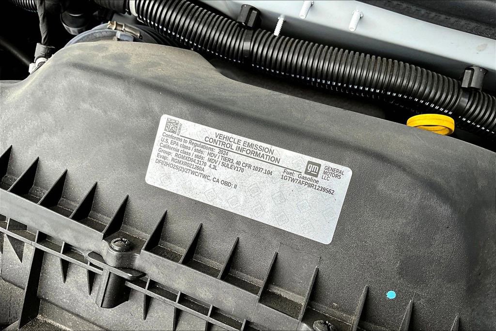 Used 2024 GMC Savana 2500 w/ Driver Convenience Package image 29