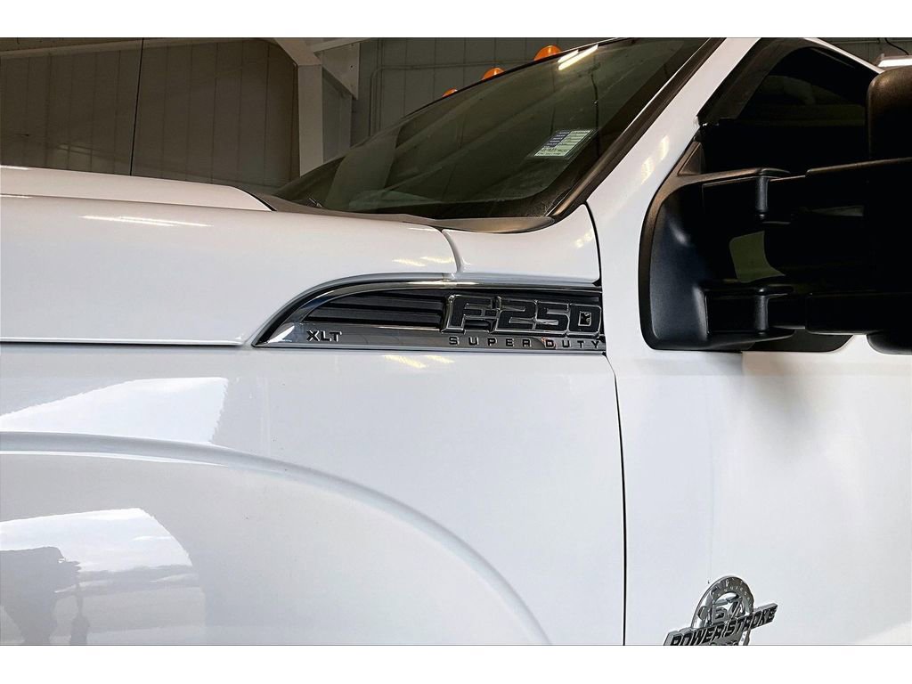 Used 2012 Ford F250 XLT w/ Snow Plow Prep Pkg AWD/4WD image 10