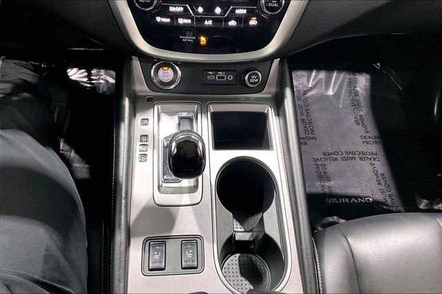 Used 2024 Nissan Murano SV image 16