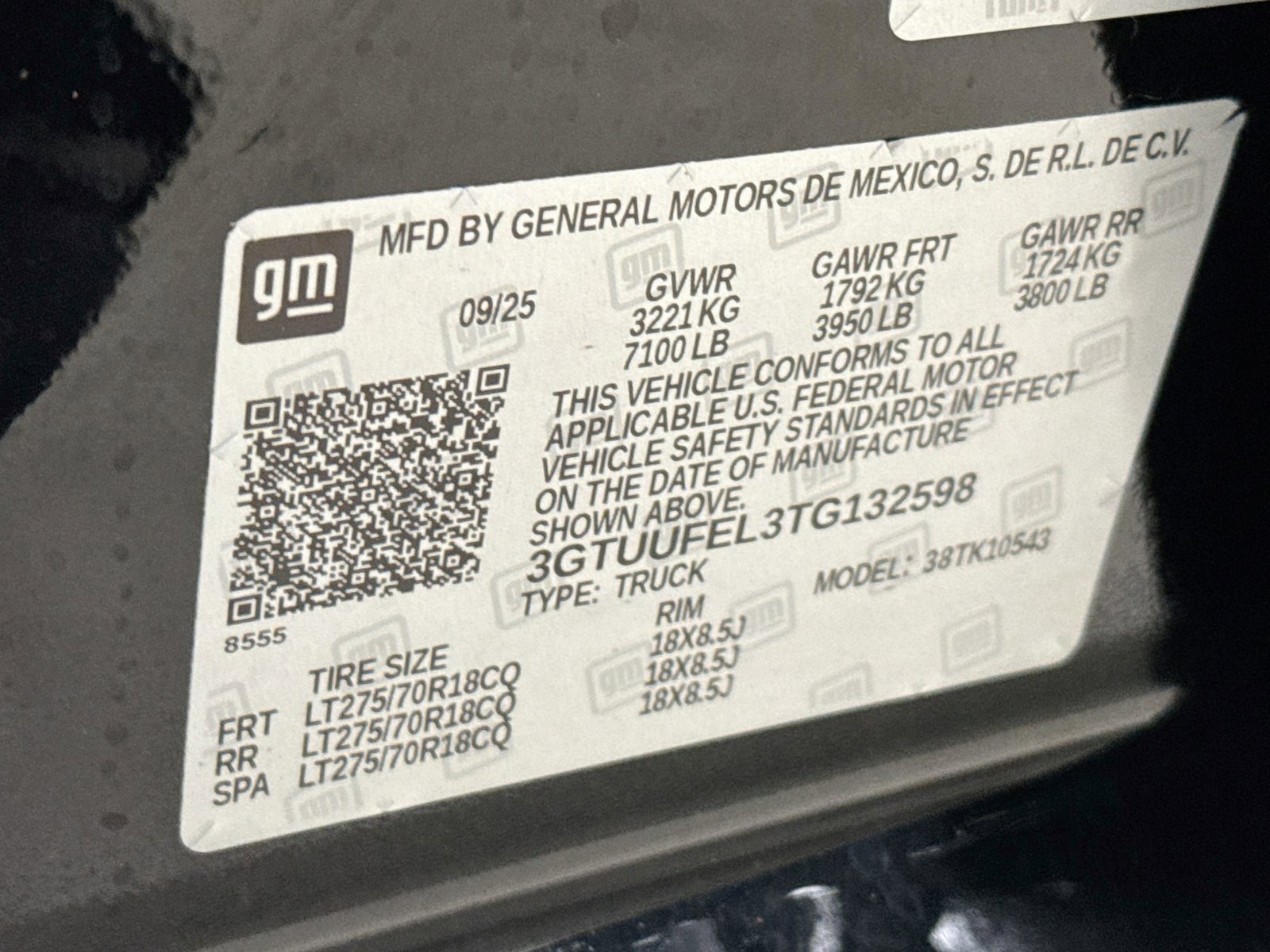 Used 2026 GMC Sierra 1500 AT4X AWD/4WD image 37