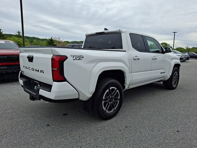 Certified 2025 Toyota Tacoma TRD Sport AWD/4WD image 6