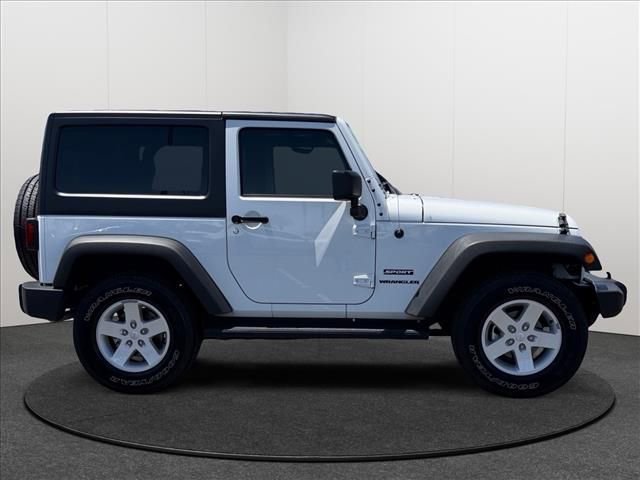 Used 2017 Jeep Wrangler Sport w/ Quick Order Package 24S AWD/4WD image 4