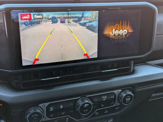 Certified 2024 Jeep Wrangler Unlimited Rubicon AWD/4WD image 24