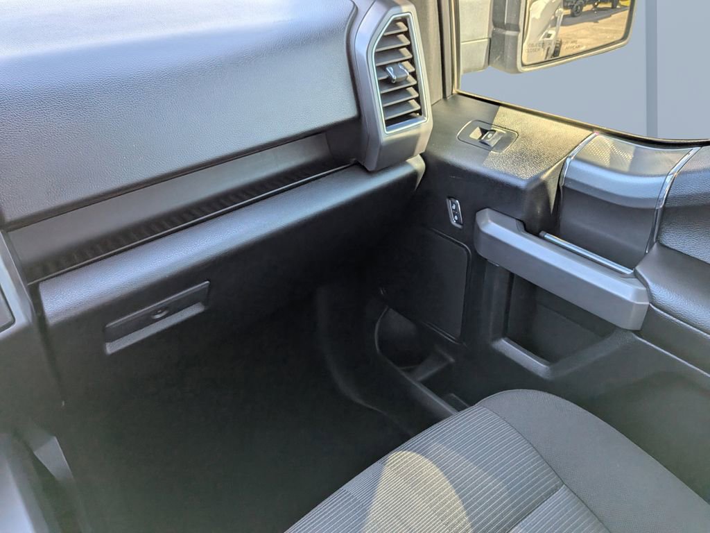 Used 2017 Ford F150 XLT w/ Equipment Group 302A Luxury image 16