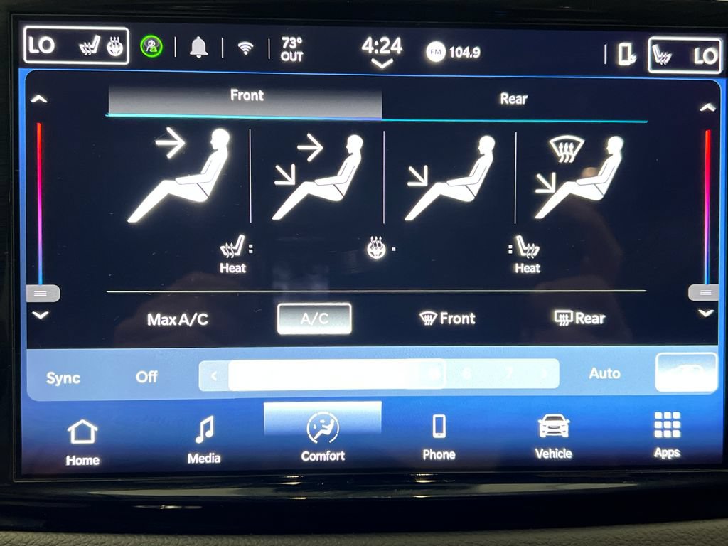 Used 2025 Chrysler Pacifica Select FWD image 70