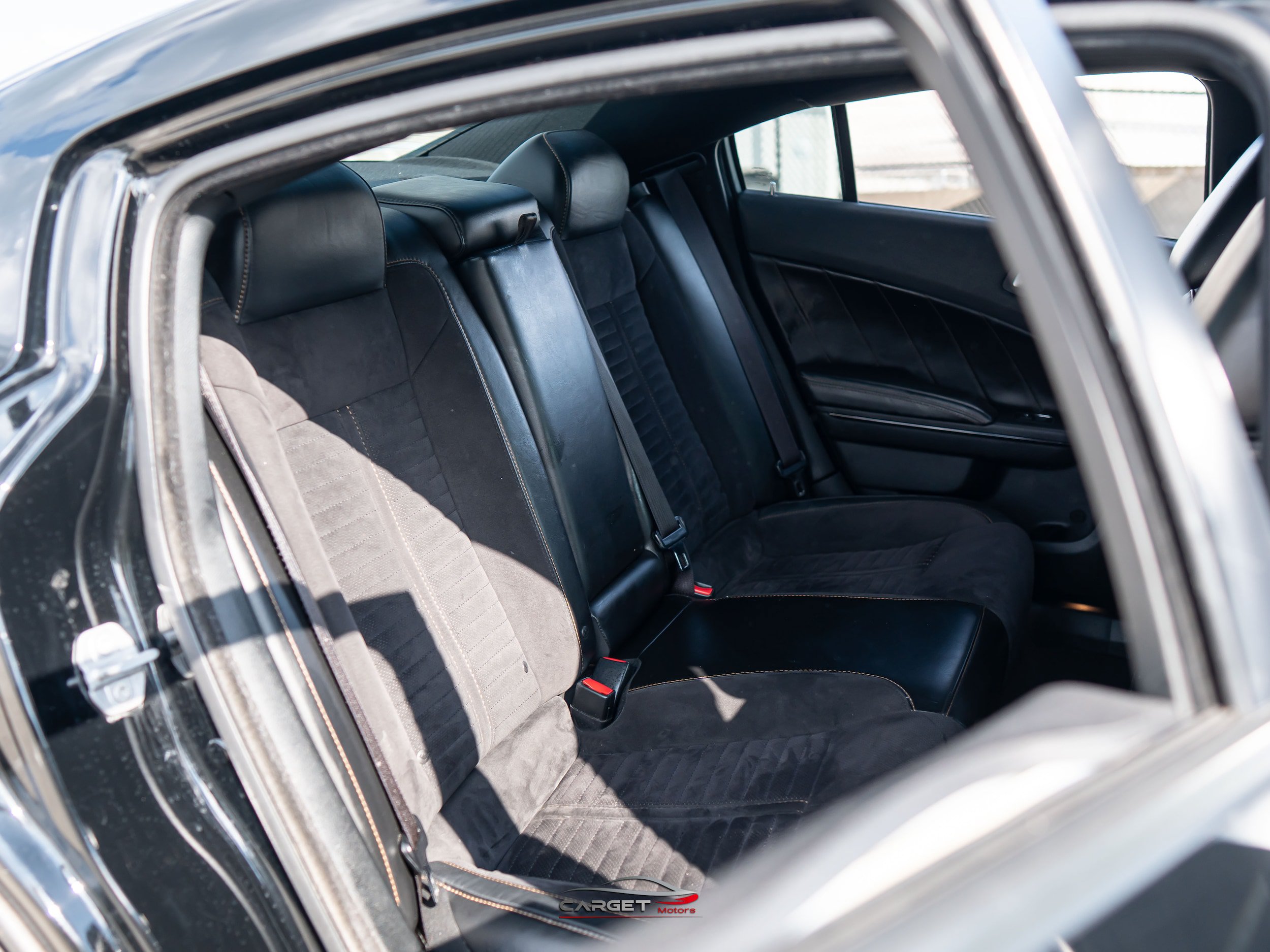 Used 2017 Dodge Charger R/T RWD image 13