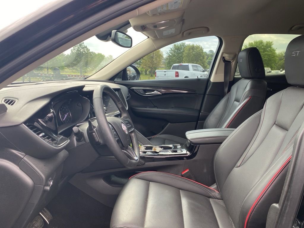 Used 2023 Buick Envision Essence w/ Sport Touring Package image 11