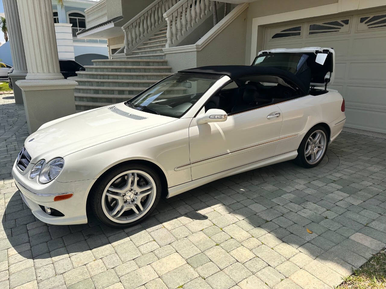 Used 2009 Mercedes-Benz CLK 550 Cabriolet image 56