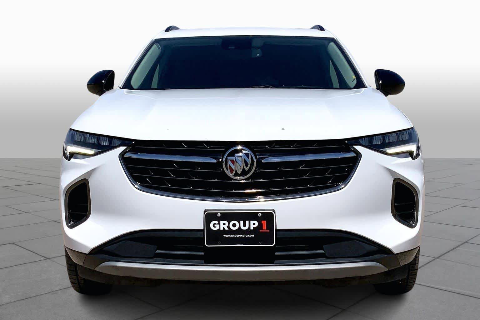 Used 2022 Buick Envision Essence w/ Sport Touring Package FWD image 4
