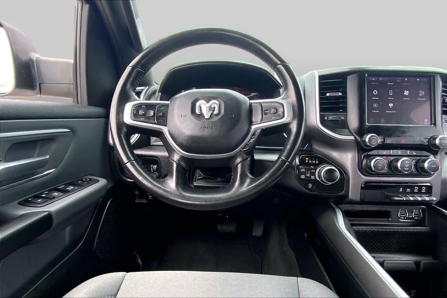 Used 2022 RAM 1500 Big Horn AWD/4WD image 6