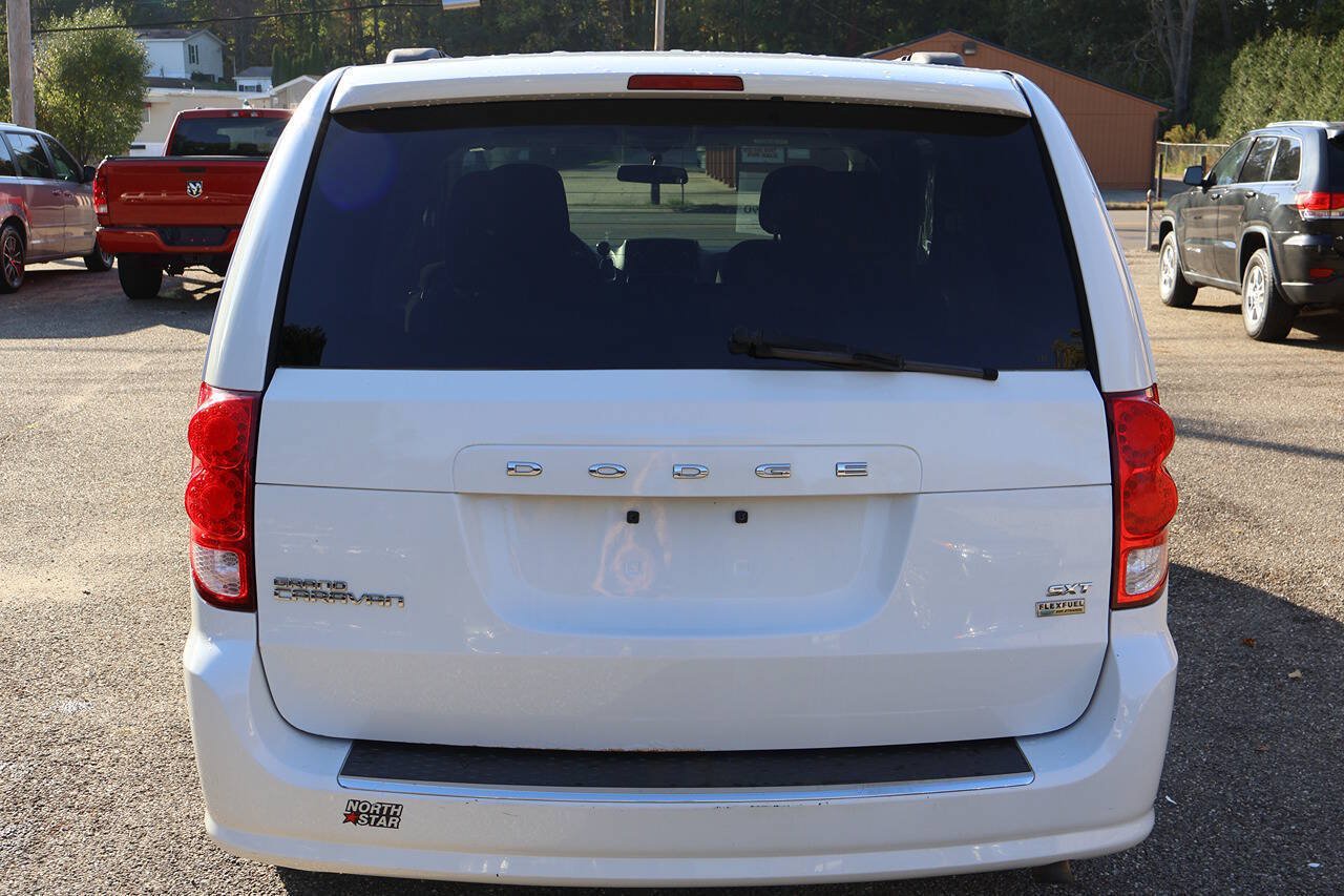 Used 2014 Dodge Grand Caravan SXT FWD image 7