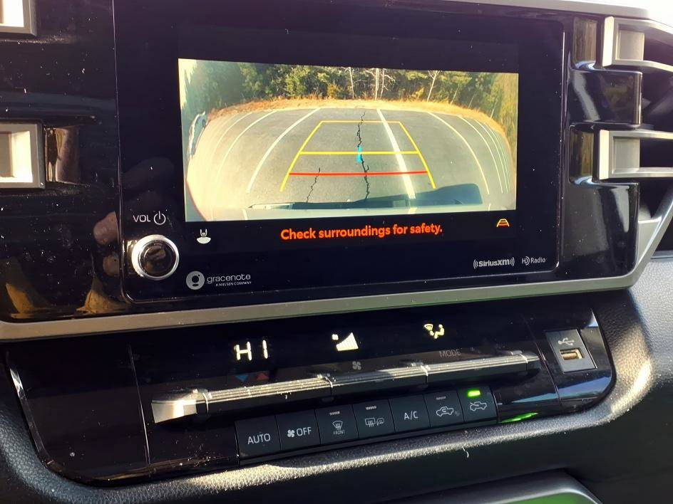 Used 2022 Toyota Tundra SR5 w/ Convenience Package image 16