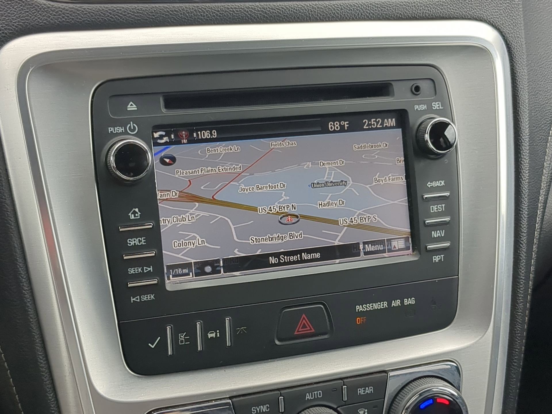 Used 2013 GMC Acadia SLT AWD/4WD image 18