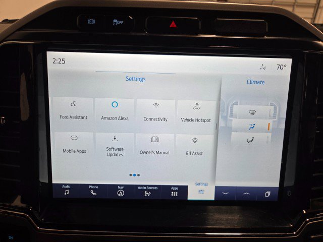 Used 2022 Ford F250 Lariat w/ Chrome Package image 59