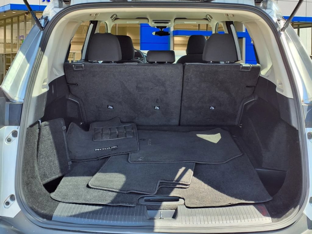 Used 2023 Nissan Rogue SV FWD image 23