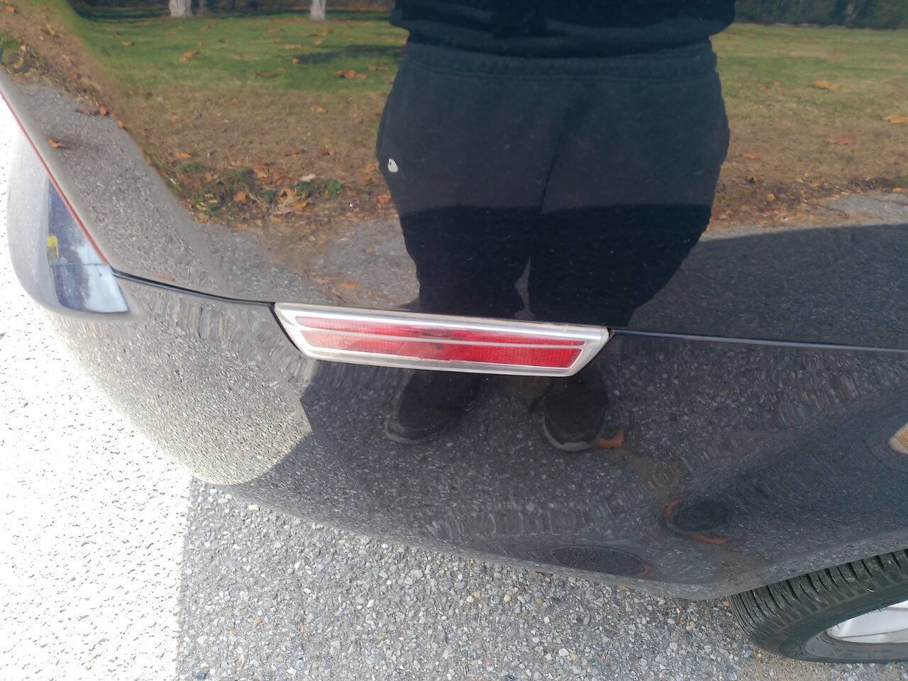 Used 2009 Chevrolet Malibu LTZ w/ Rear Power Package image 10