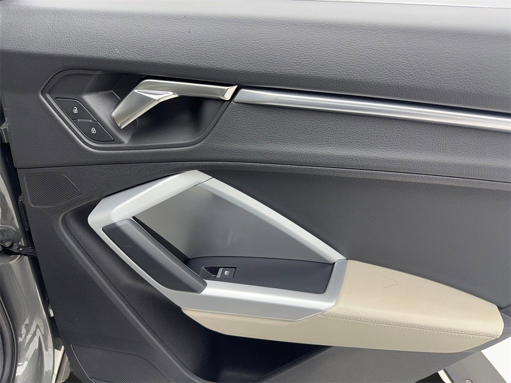 Used 2022 Audi Q3 2.0T Premium Plus image 44