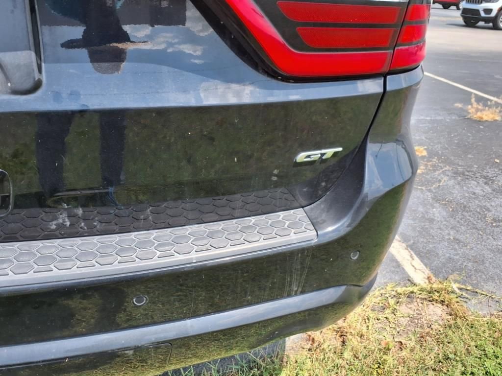 Used 2023 Dodge Durango GT image 5