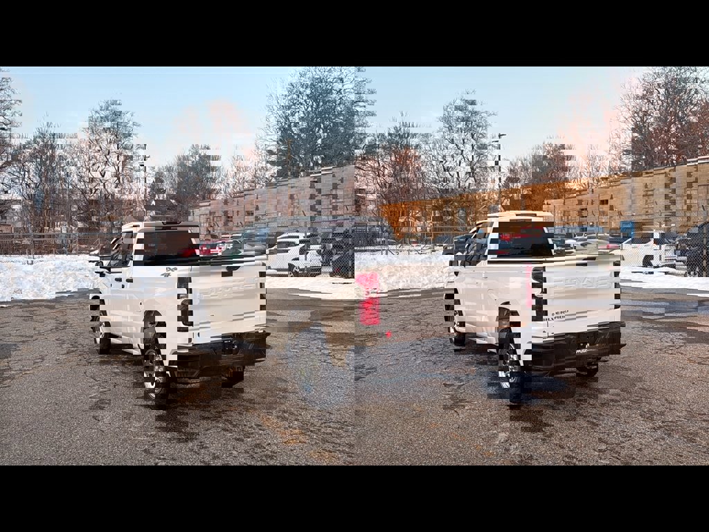 Used 2020 Chevrolet Silverado 1500 W/T w/ WT Value Package image 4