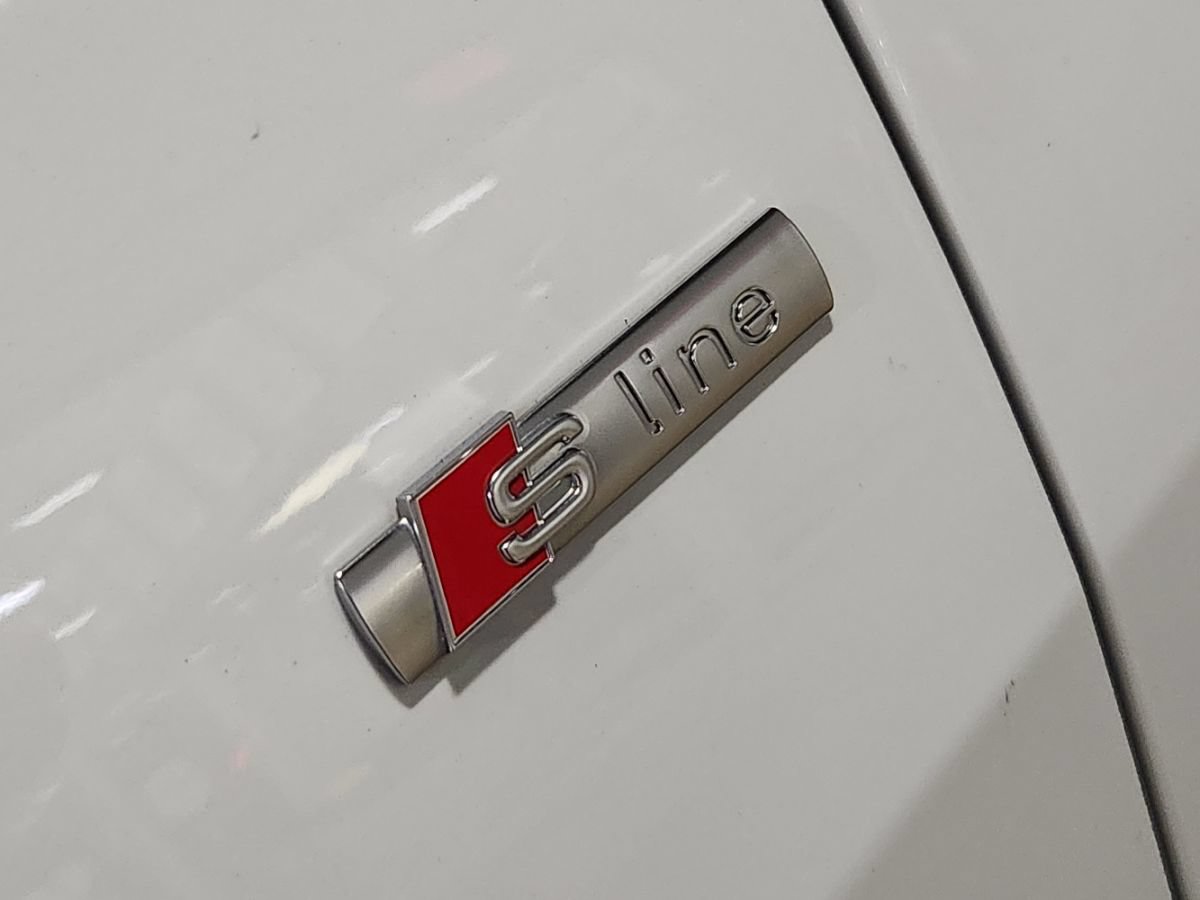 Used 2020 Audi Q8 Prestige AWD/4WD image 26