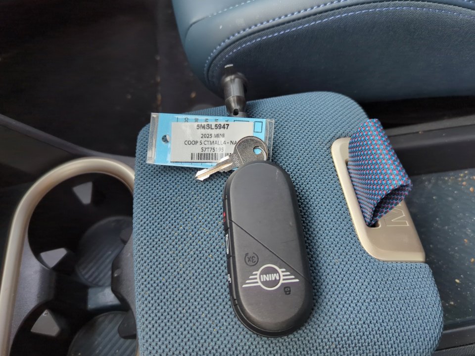 Certified 2025 MINI Cooper Countryman S image 34