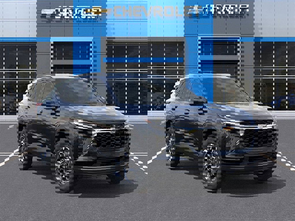 New 2025 Chevrolet Trax LT w/ Driver Confidence Package image 8