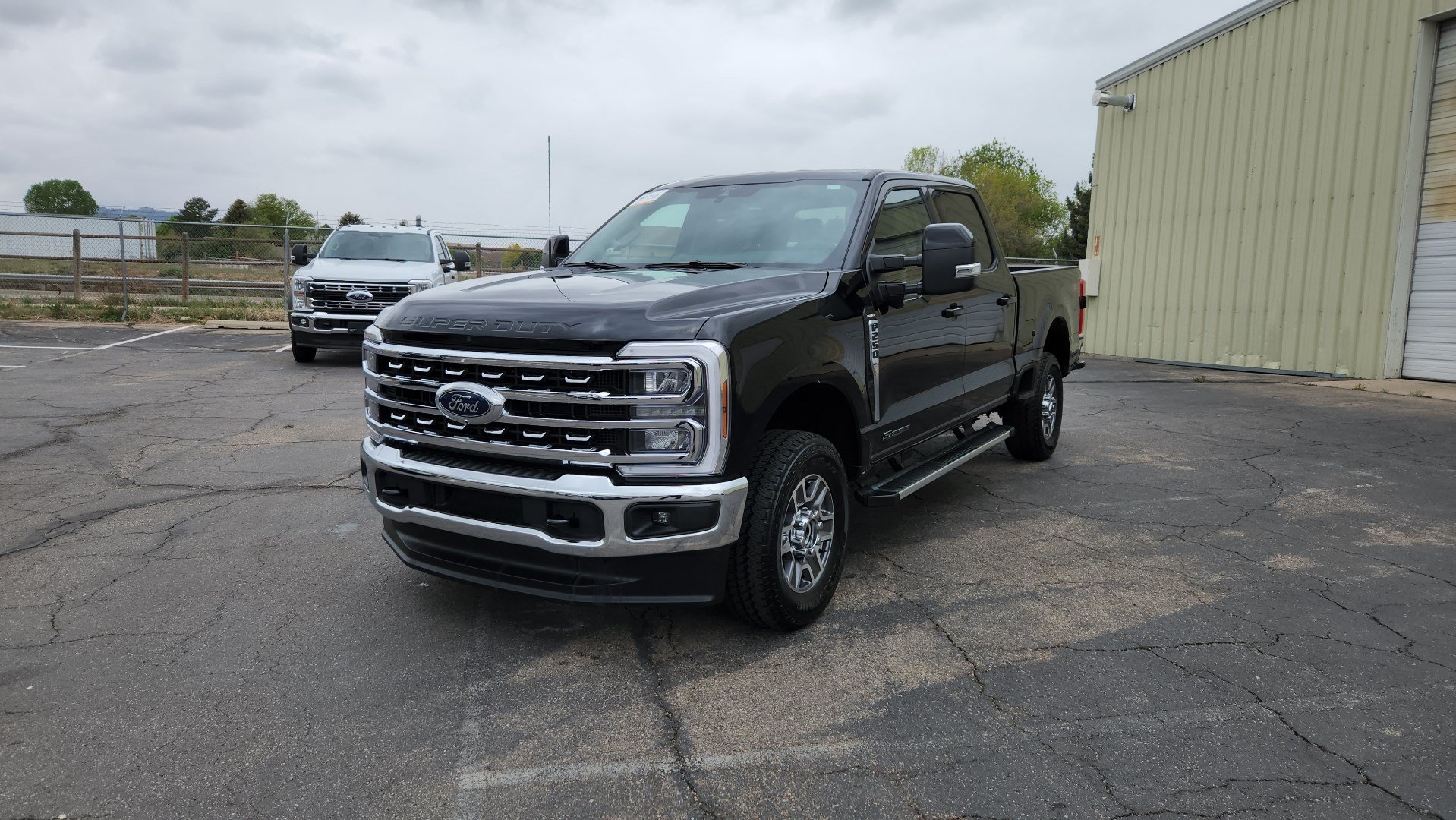 Certified 2025 Ford F250 Lariat AWD/4WD image 2