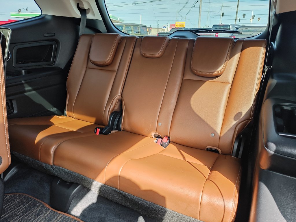Used 2025 Subaru Ascent Touring AWD/4WD image 25
