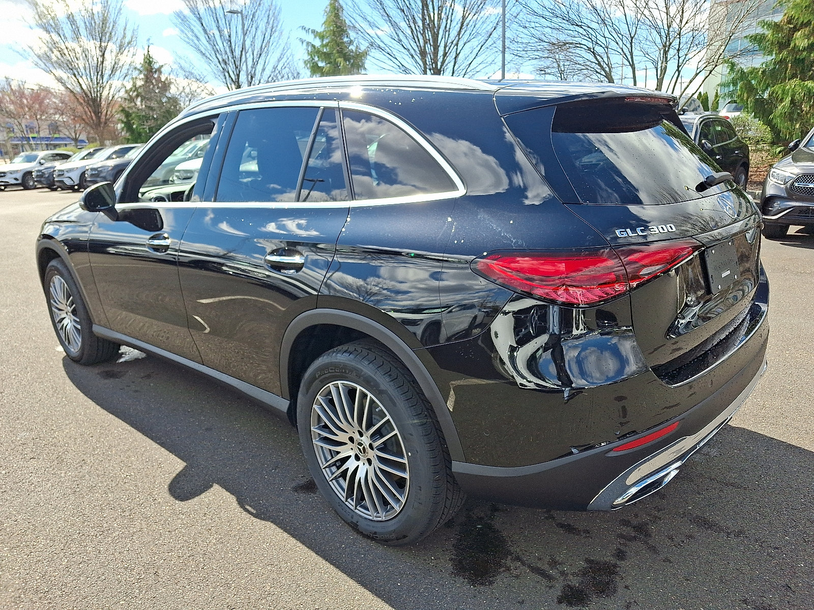 New 2026 Mercedes-Benz GLC 300 4MATIC image 4