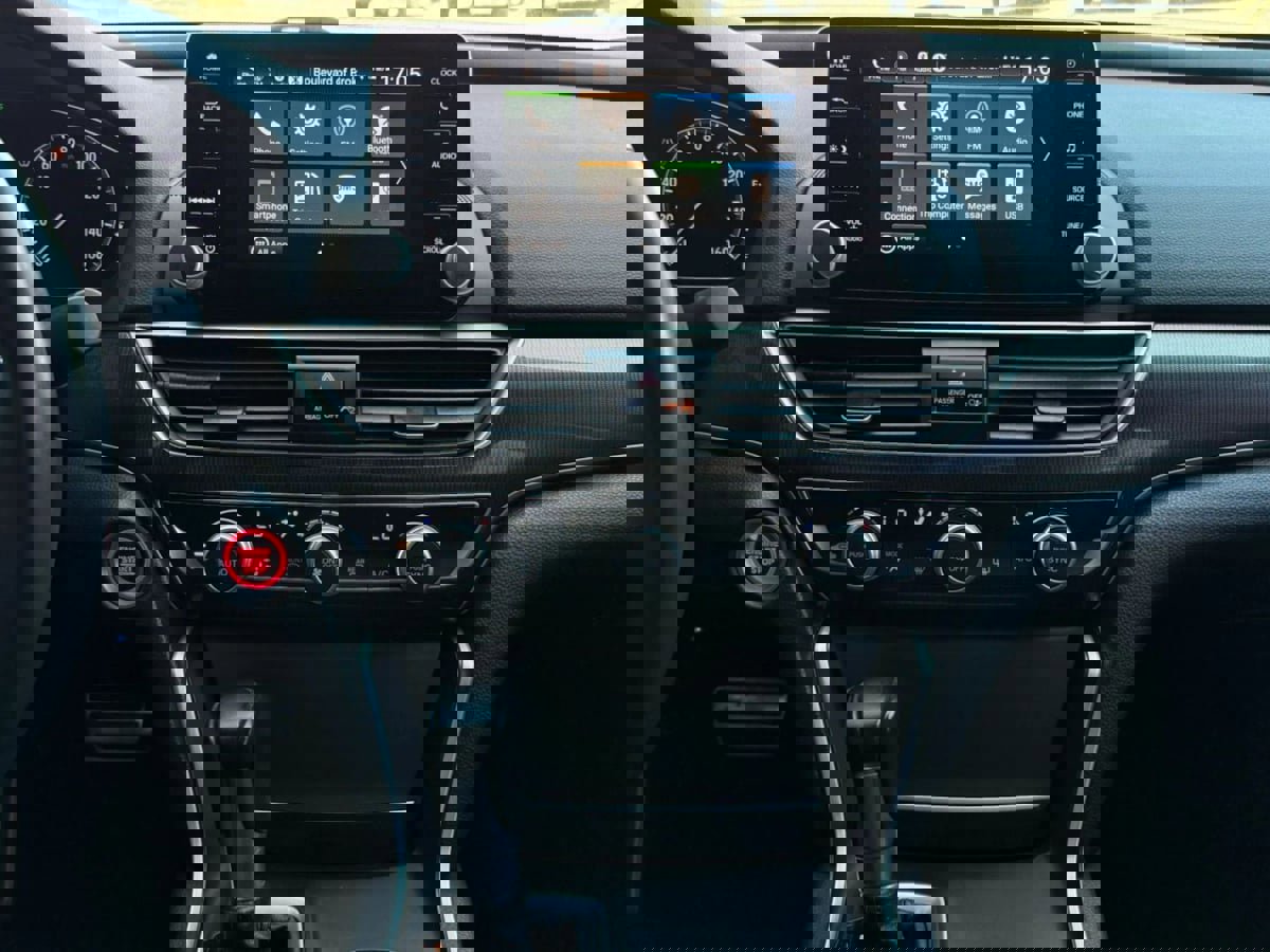 Used 2018 Honda Accord Sport image 34