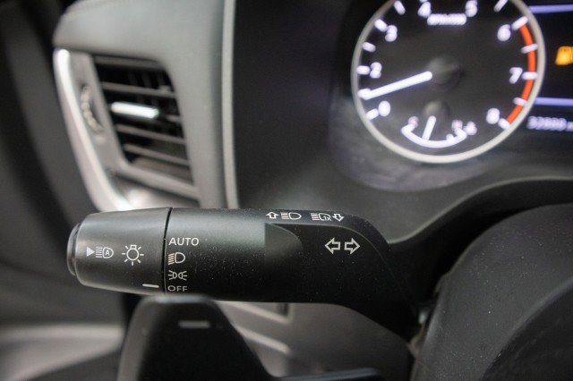 Used 2025 Nissan Rogue SV FWD image 13