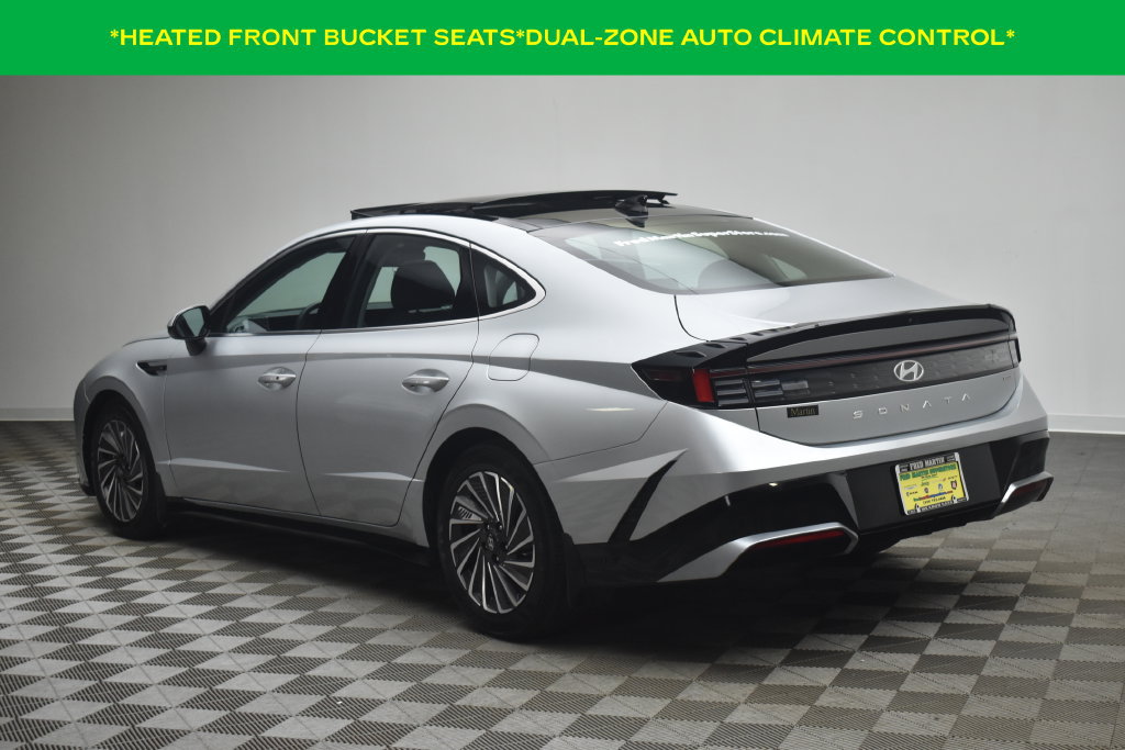 Used 2026 Hyundai Sonata SEL FWD image 4