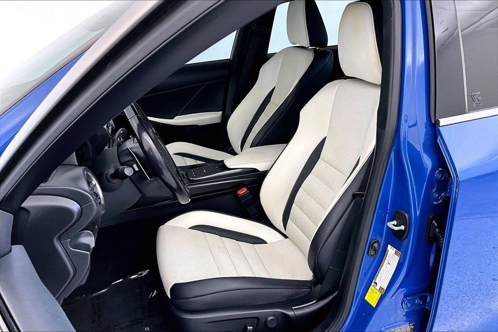 Used 2022 Lexus IS 350 F Sport RWD image 31