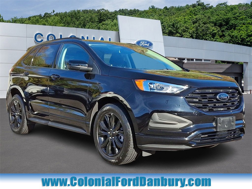 Certified 2022 Ford Edge SE w/ Black Appearance Package image 1