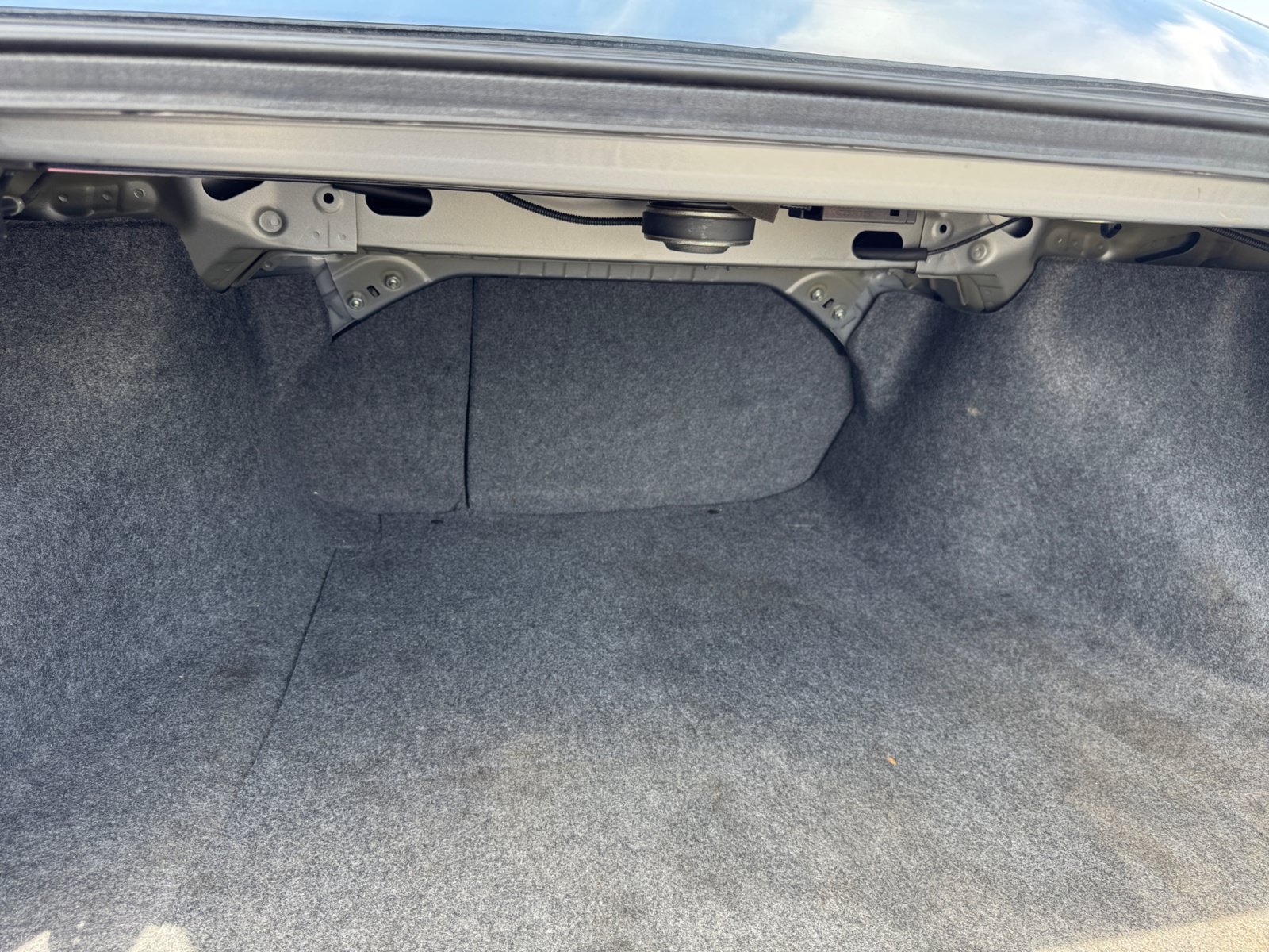Used 2017 Honda Accord EX-L image 22