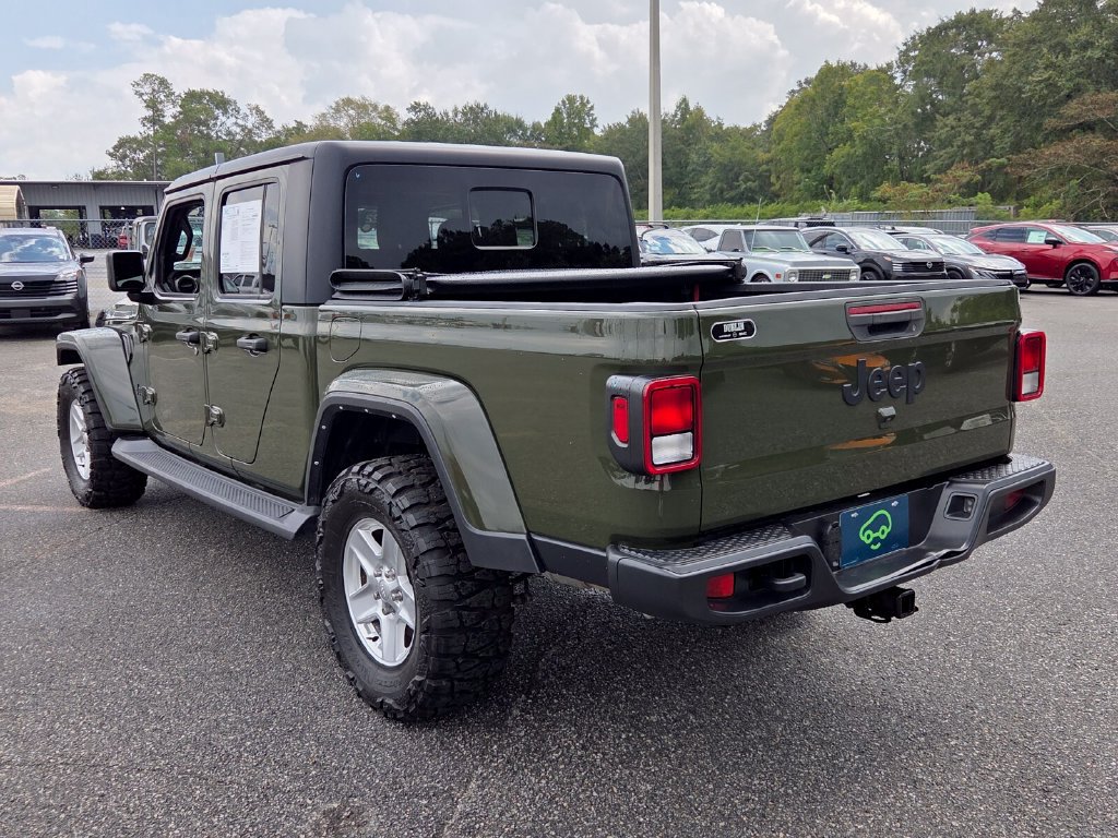 Used 2022 Jeep Gladiator Sport AWD/4WD image 8