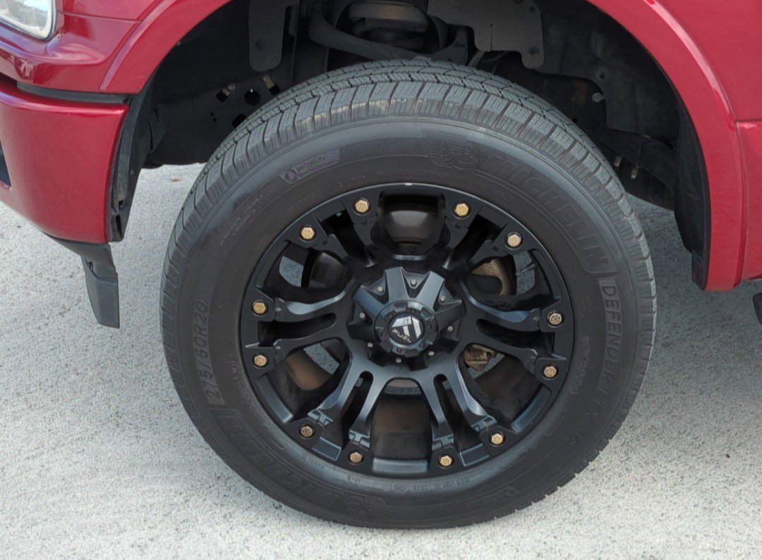 Used 2018 Ford F150 XLT w/ Equipment Group 302A Luxury image 12