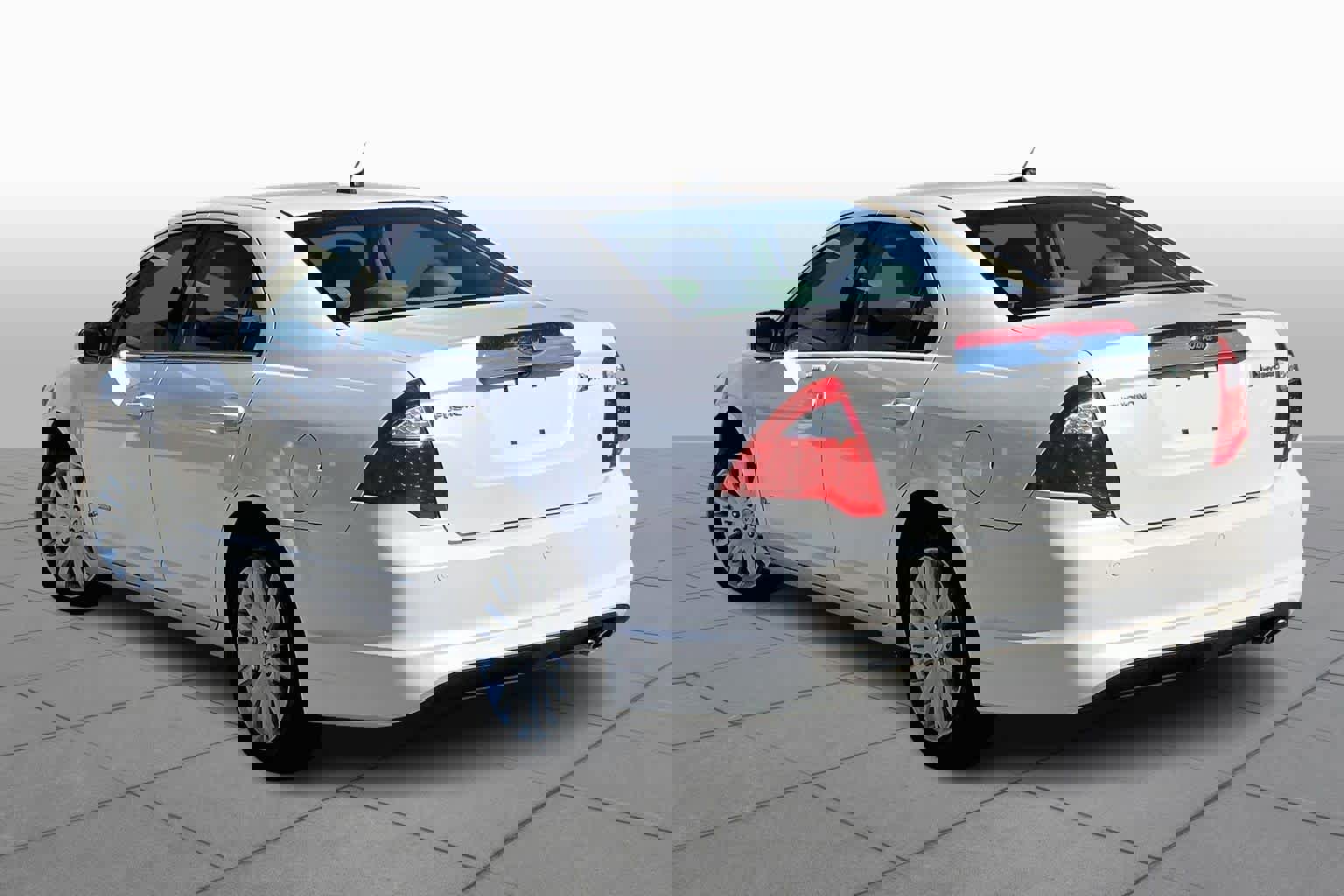 Used 2010 Ford Fusion Hybrid image 12