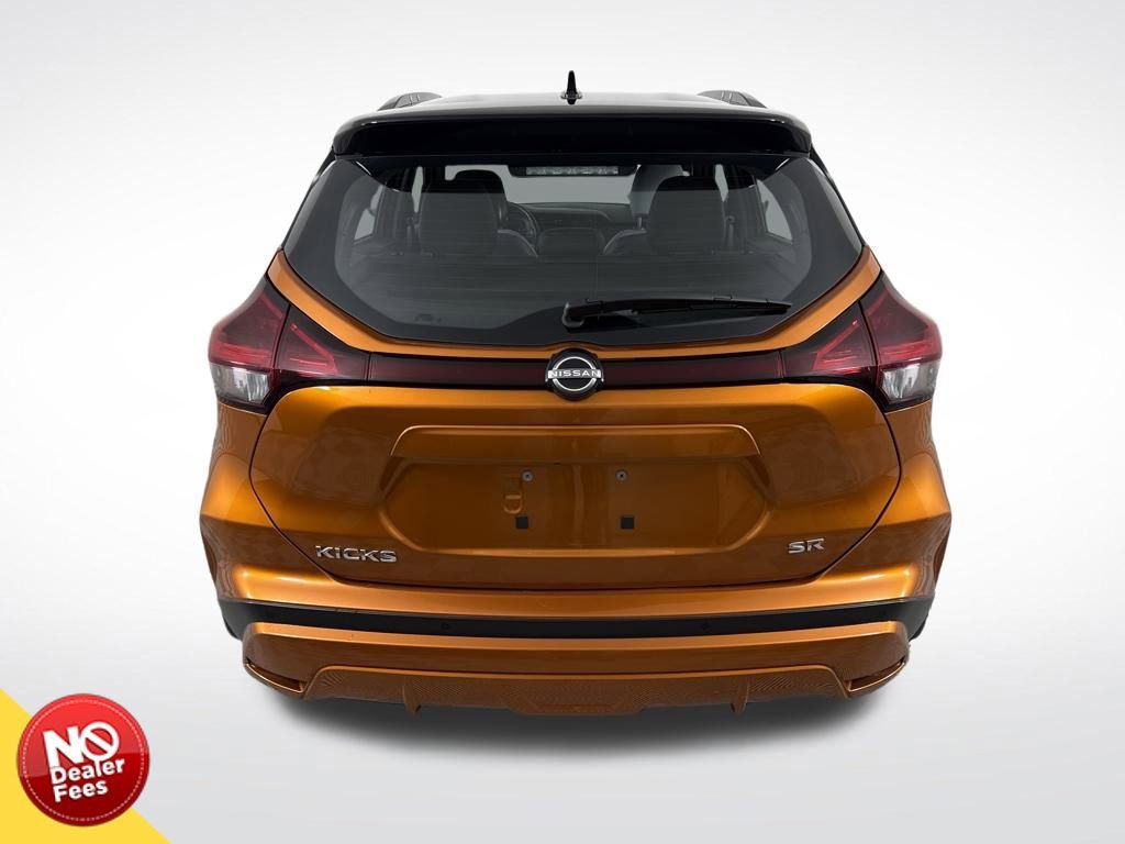 Used 2024 Nissan Kicks SR w/ SR Premium Package image 5