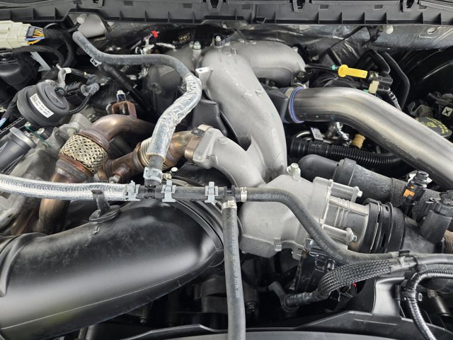 Certified 2025 Ford F250 Platinum AWD/4WD image 32