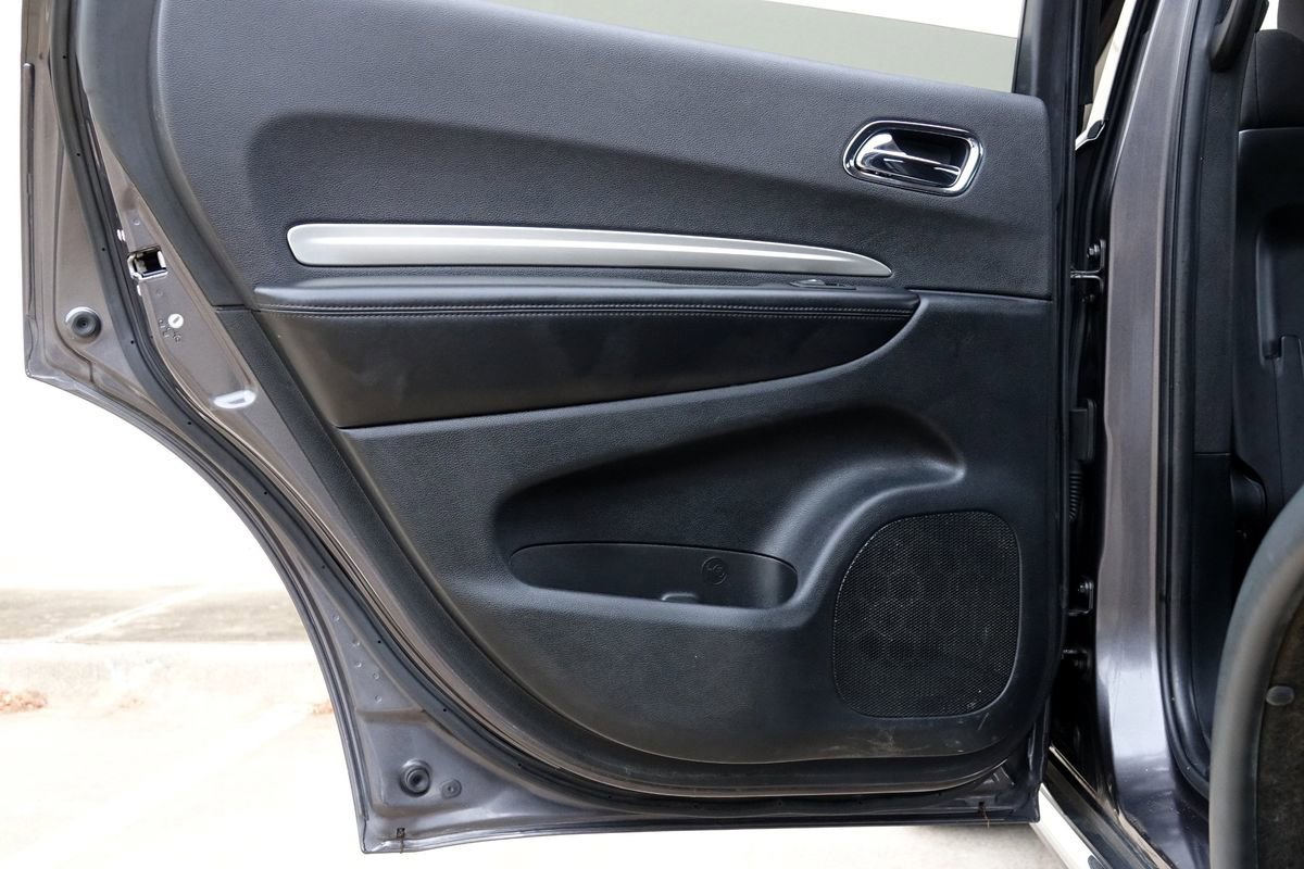 Used 2016 Dodge Durango SXT image 36