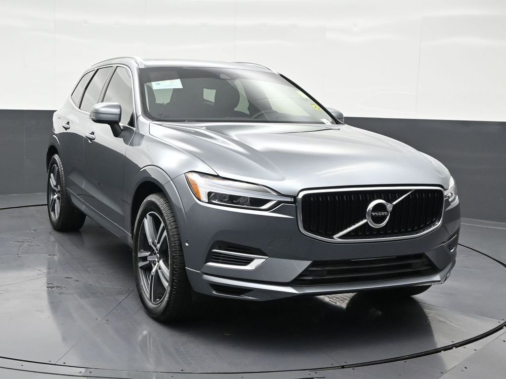 Used 2019 Volvo XC60 T8 Momentum w/ Premium Package image 7