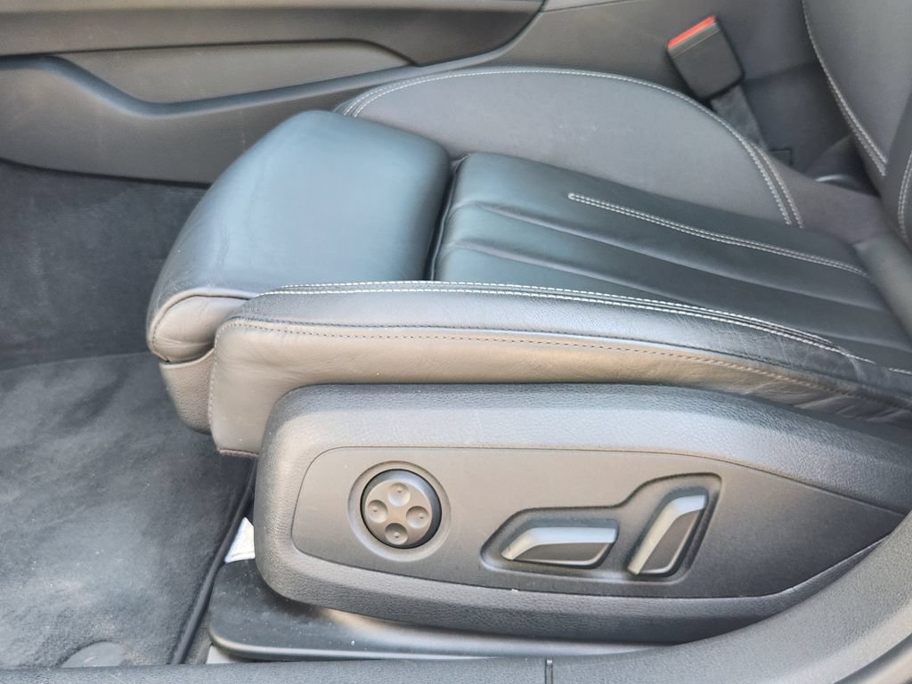 Used 2021 Audi A4 2.0T Premium w/ Convenience Package AWD/4WD image 28