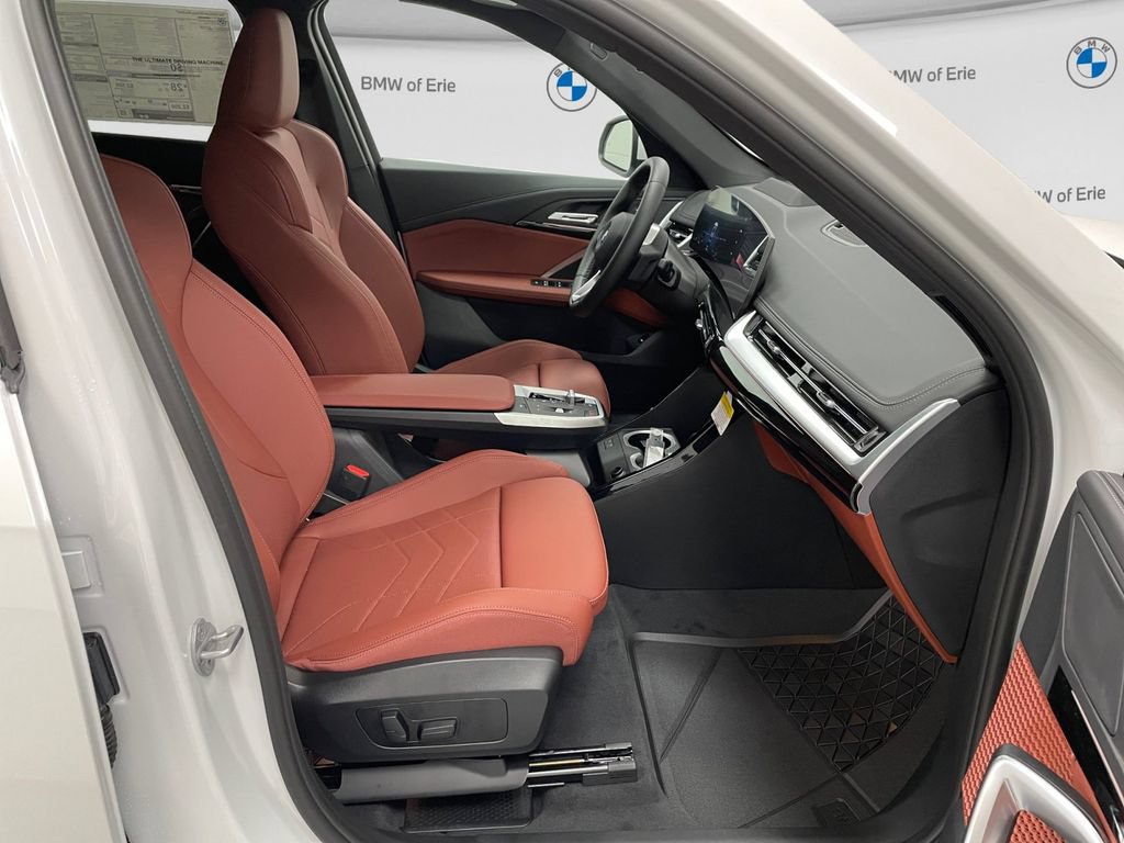 New 2026 BMW X1 xDrive28i w/ Technology Package AWD/4WD image 13